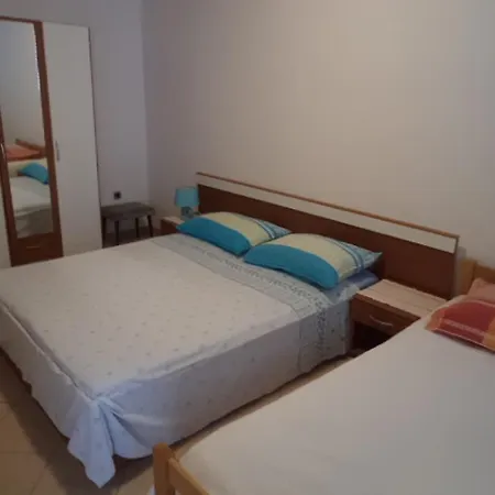 Apartment 13979a *